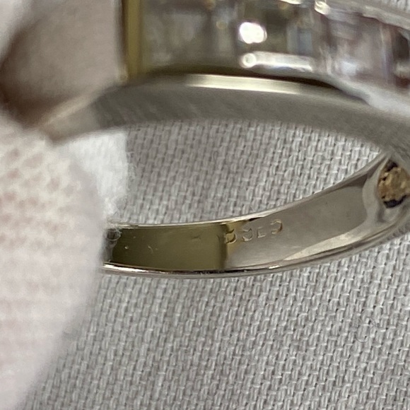 Gorgeous 925 Silver Semi eternity ring - Picture 4 of 5